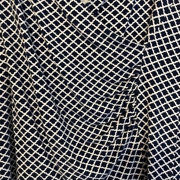 Talbots Faux Wrap‎ Black White 3/4 Sleeve Top Small Petite - Picture 3 of 6